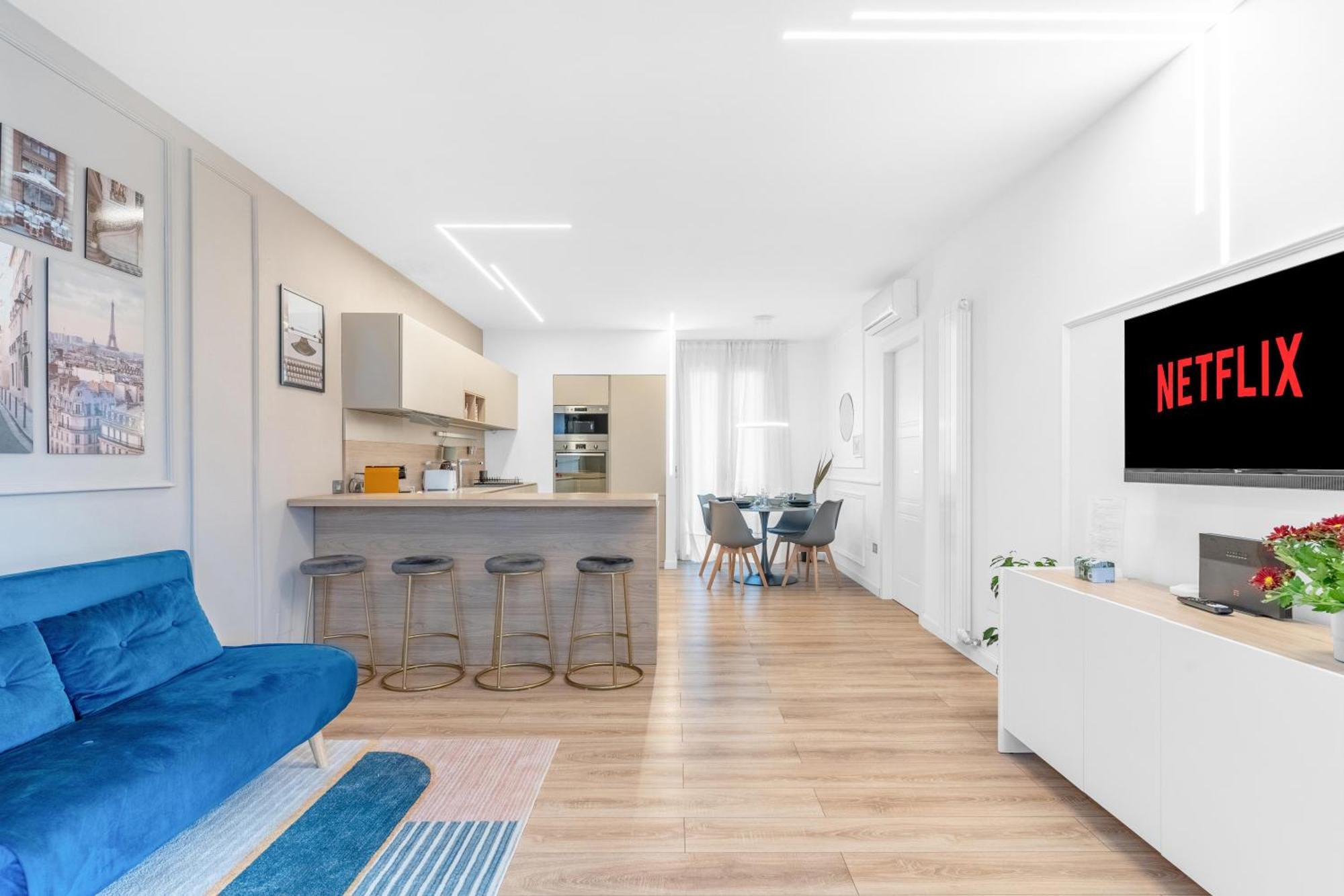 -Free Pool And Parking- Garda House Apartments 卡斯特努沃德加尔达 外观 照片