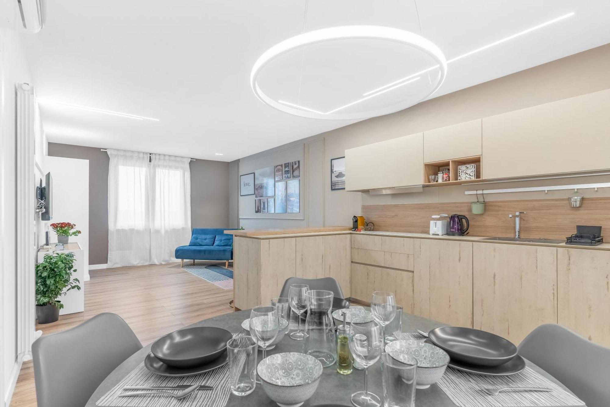 -Free Pool And Parking- Garda House Apartments 卡斯特努沃德加尔达 外观 照片