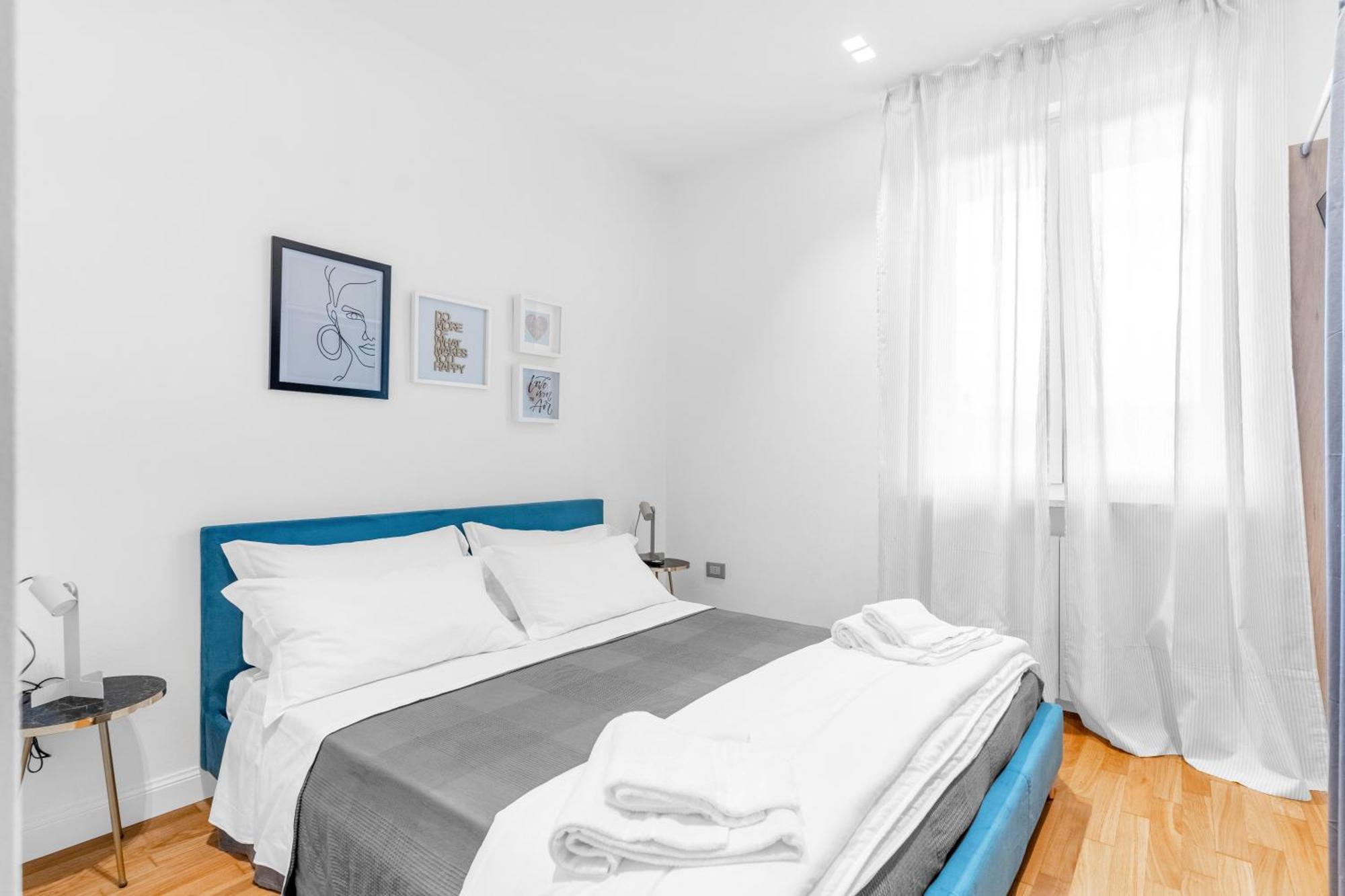 -Free Pool And Parking- Garda House Apartments 卡斯特努沃德加尔达 外观 照片